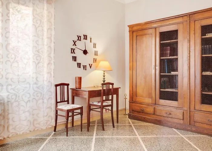 Keith Haring Cozy Apartment